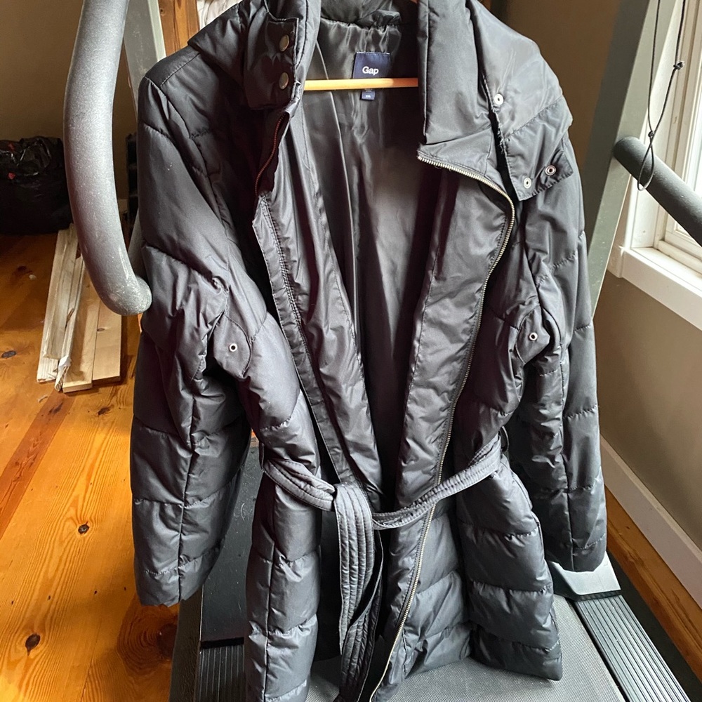 Black puffer trench coat